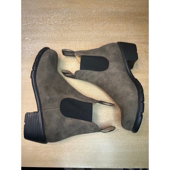 Blundstone Heeled Chelsea Boots #1673 Antique Brown size 6 - Picture 5 of 7